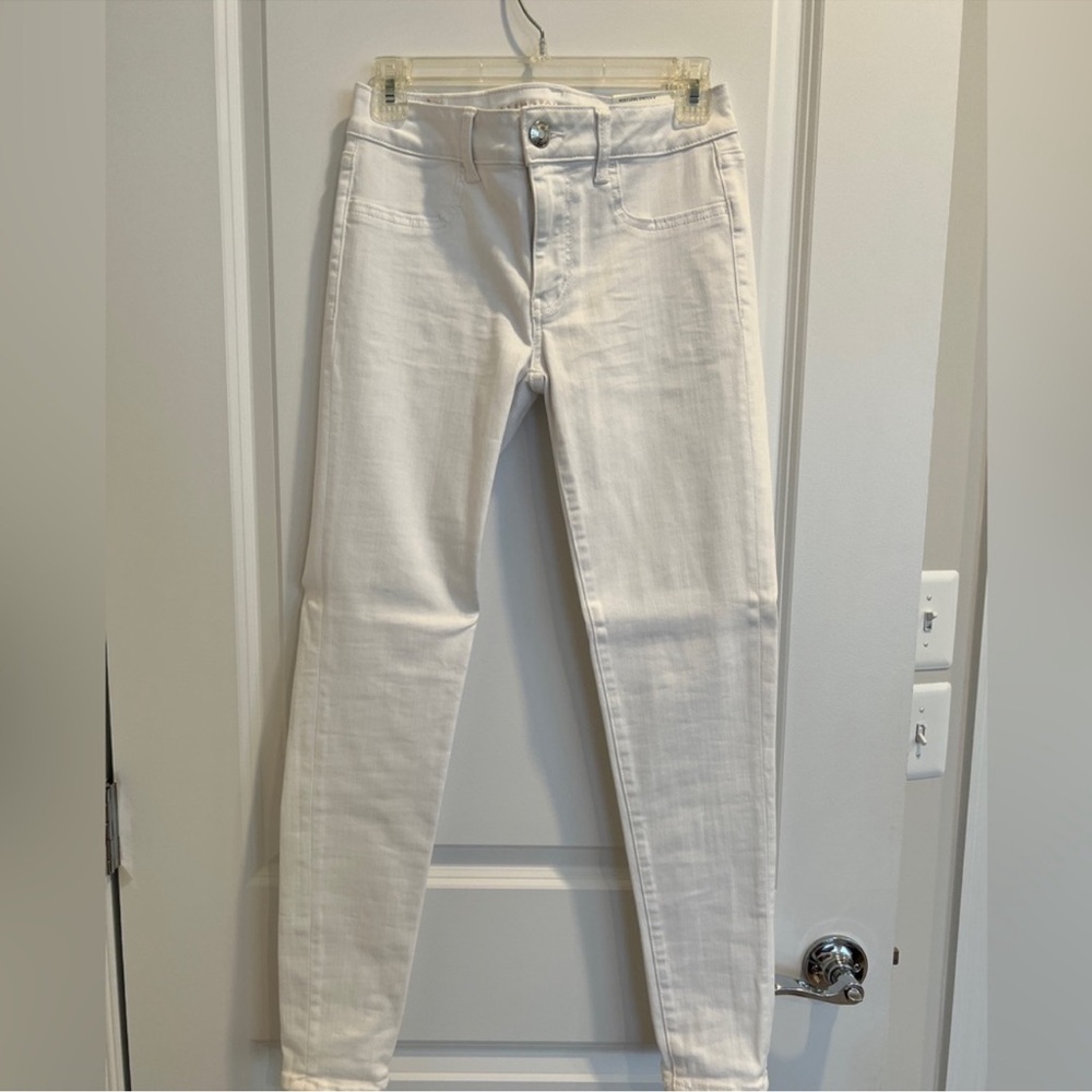 White American Eagle Jeggings